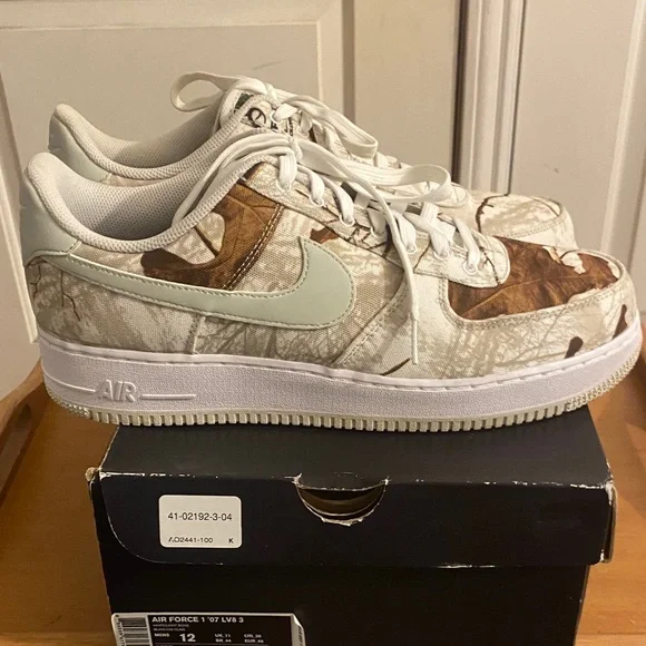 Men’s Size 12 Air Force 1 ‘07 LV8 3 Light Bone - Picture 3 of 9